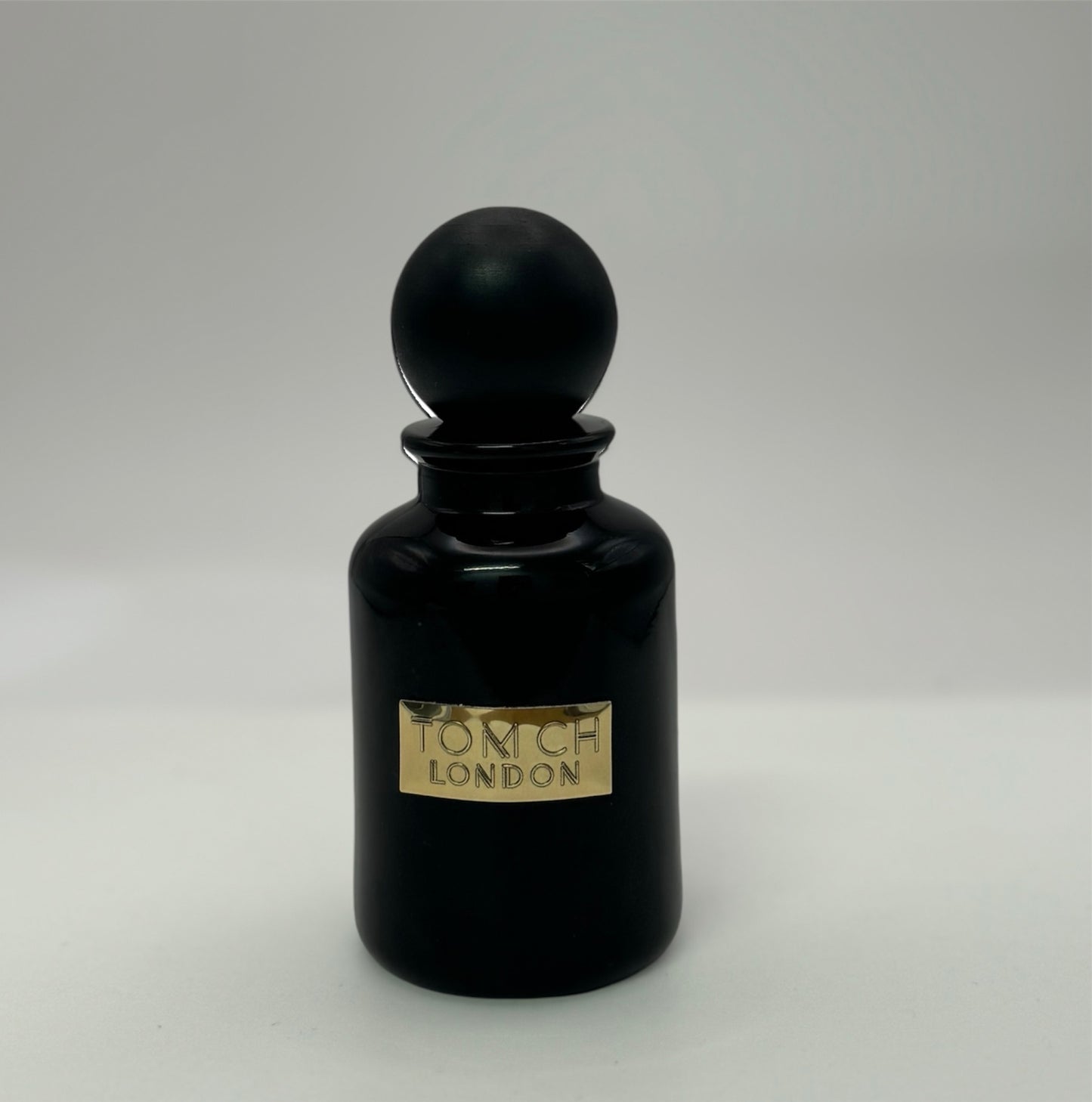 Perfume with ball cap